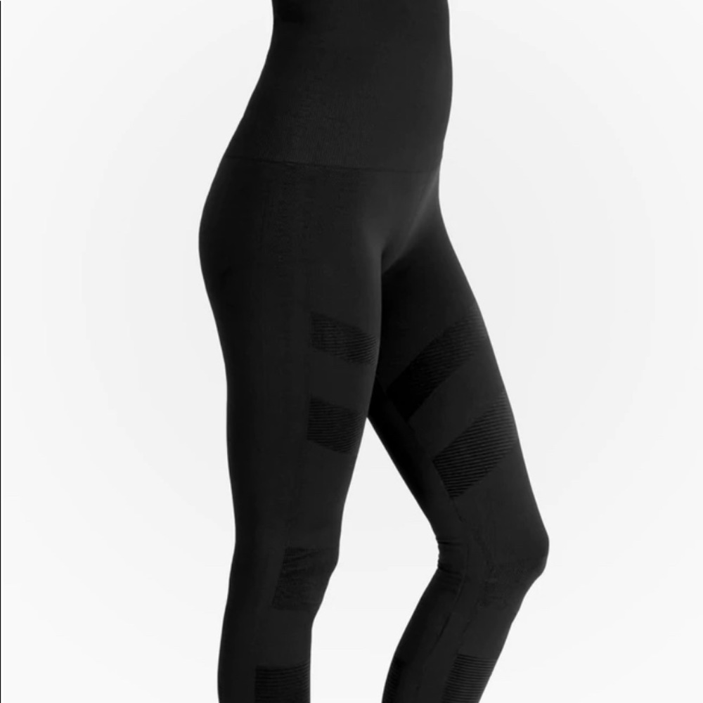 Belly bandit mother tucker Moto leggings size L